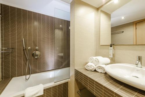 Koupelna v ubytování Halotels Porto Myrina