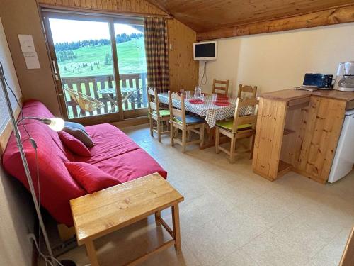 Studio familial aux Saisies, balcon sud, proche centre et pistes, 6 pers. - FR-1-594-91