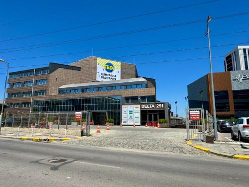 Apartment House - Delta