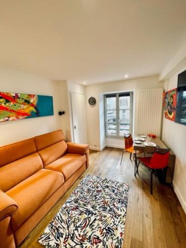 Ben Nevis charming studio in the heart of the lively life of the Pré Carré