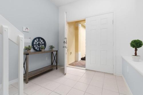 Charming 5Br Villa With Private Pool Near Disney photo 14