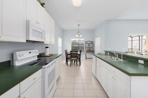 Charming 5Br Villa With Private Pool Near Disney photo 5
