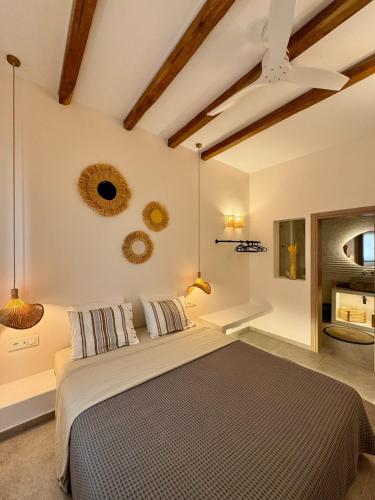 Cycladic Sand The House