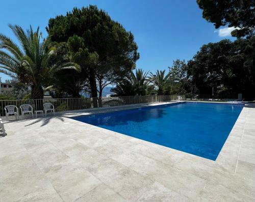 Villa Estérel Large Studio with Terrace