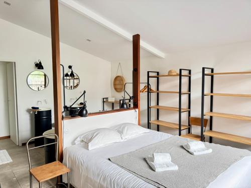 Postel nebo postele na pokoji v ubytování Maison Starck