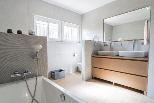 Et badeværelse på Villa Dopimar