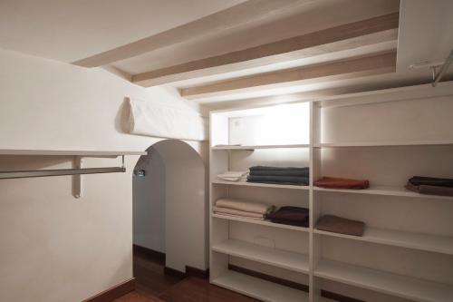 Elegant Stay Between the Arena and Sempione Park
