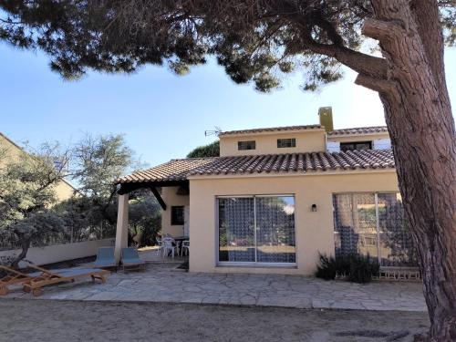 Villa et jardin de charme, à 5 mn de la plage