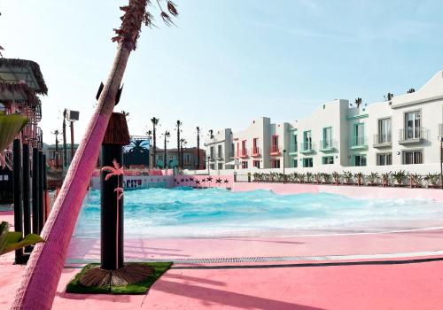 Bazén v ubytování ON City Resort All Inclusive Prime nebo v jeho okolí