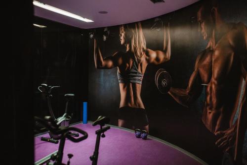 Gimnasio o instalaciones de fitness de Garni Uni Elita Lux Hotel