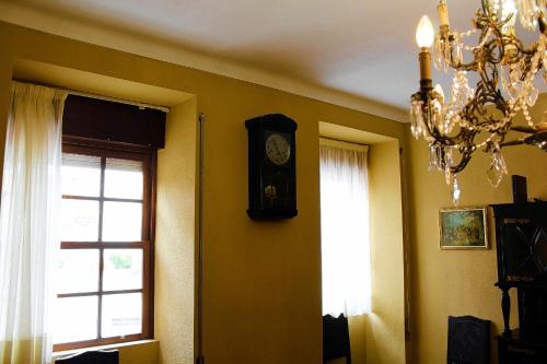 Μια τηλεόραση ή/και κέντρο ψυχαγωγίας στο Casa De Quintãs