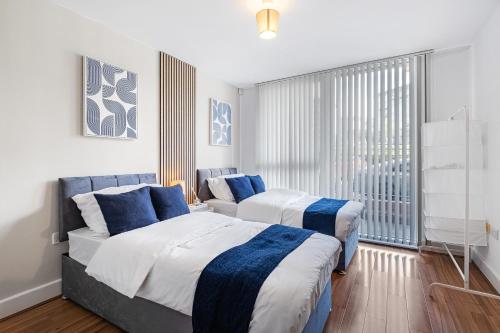Luxury 2BR Near Bham Central, Parking, Desk & Coffee photo 3