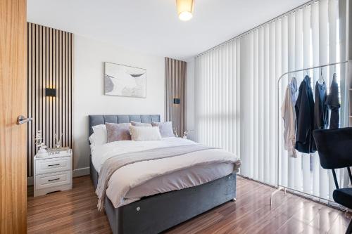 Luxury 2BR Near Bham Central, Parking, Desk & Coffee photo 25