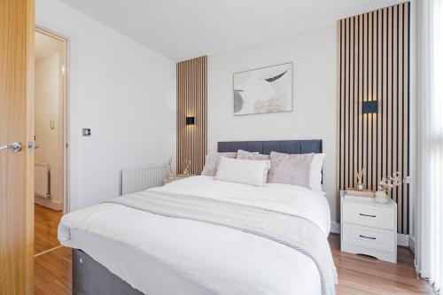 Luxury 2BR Near Bham Central, Parking, Desk & Coffee photo 26