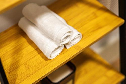 Luxury 2BR Near Bham Central, Parking, Desk & Coffee photo 76