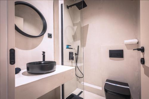 Un baño de Laki Beach Hotel