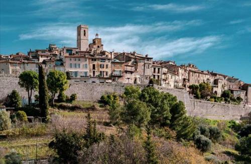 Saint Paul de Vence à la vue Imprenable
