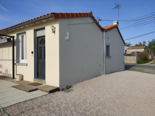 Het gebouw waarin het vakantiehuis zich bevindt