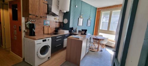 Photo de la galerie de l'établissement Oscar et Petrus au Lioran, à Laveissière