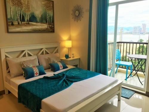 Katil atau katil-katil dalam bilik di MC8 Condo Your Affordable Staycation
