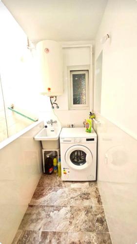 Spacious Martí Apartment