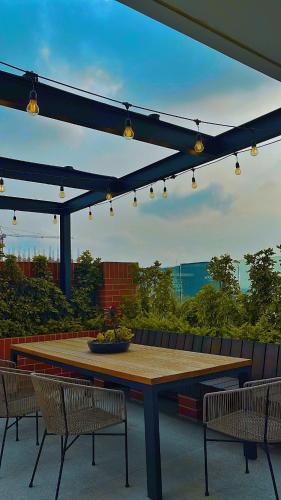 Balkoni atau teres di Apartment with airport views