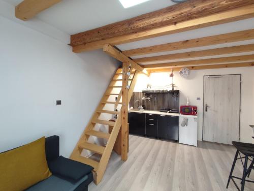 Η κουζίνα ή μικρή κουζίνα στο Apartmán Ema