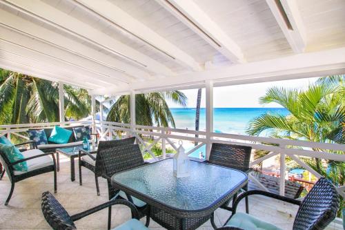 Kraštovaizdis prie apartamentų