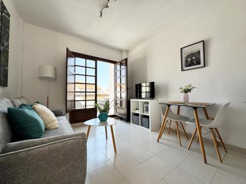 Apartment El Paraiso, 1 Bedroom 300M from the sea