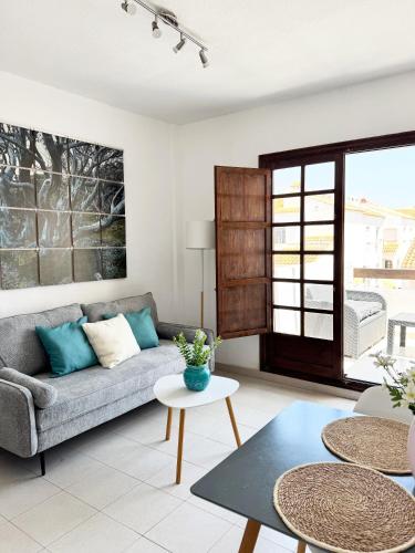 Apartment El Paraiso, 1 Bedroom 300M from the sea