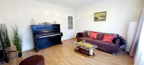 Χώρος καθιστικού στο Apartments by the sea