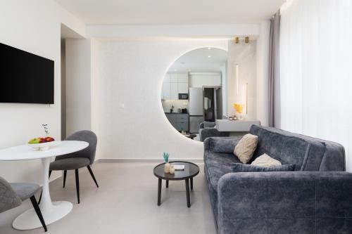 LY Gold Suite City Center