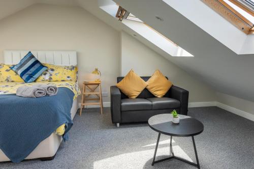 Stylish Urban Retreat- Fast WiFi & Private Ensuite photo 7