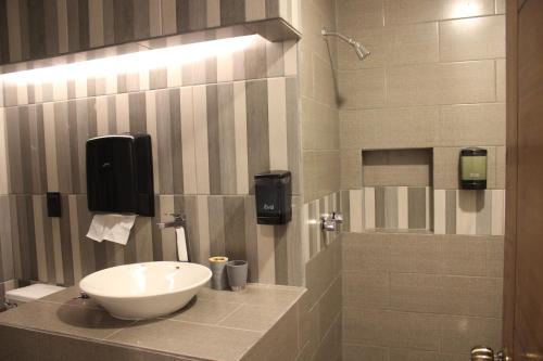 Bilik mandi di Apartamento Quetzal