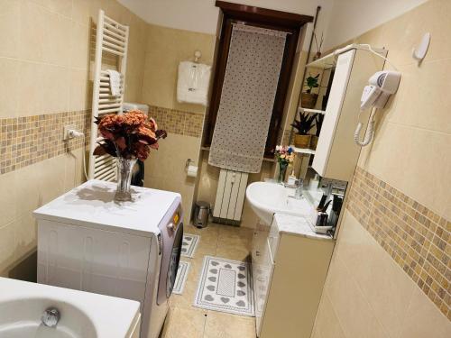 Ένα μπάνιο στο suite apartment near venice