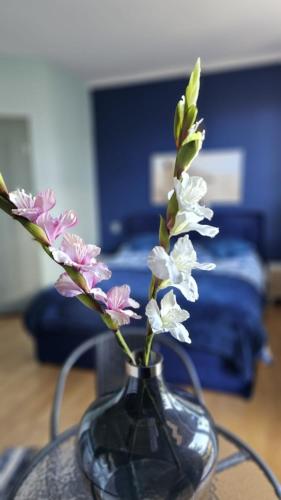 W Ustce Lipa by Zilla