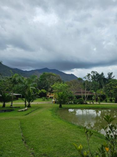 Landskap semula jadi dekat dengan lodge