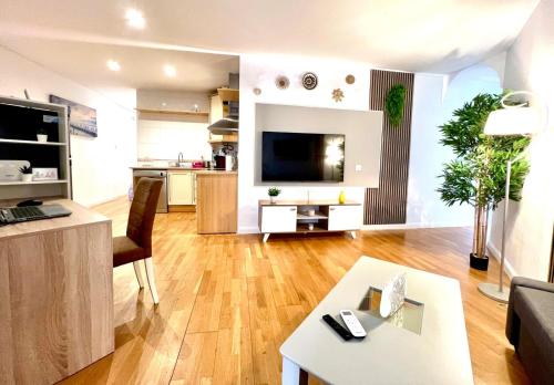 Centro Nogalera Apartment- Torremolinos