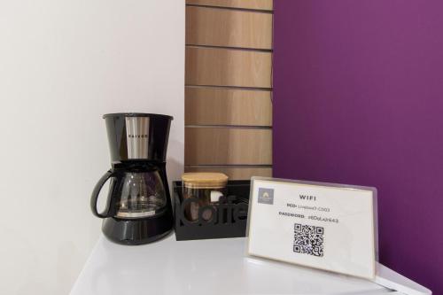 Alexa Host Centro