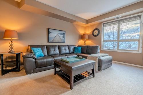 Gallery image of The Valley View Haven - Pool, Patio, BBQ in Invermere