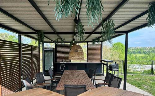 Μπαλκόνι ή βεράντα στο House of Joy Barajevo