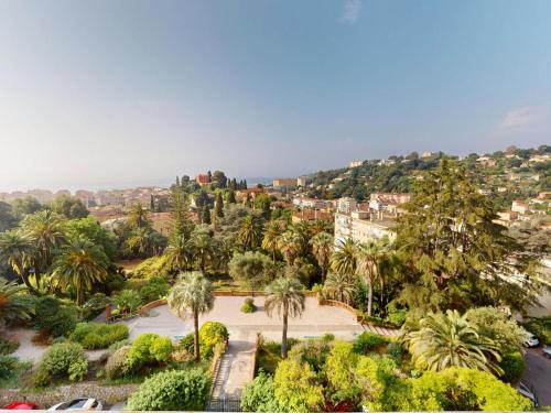 Spacieux 3P dans palace calme, vue mer à Menton - FR-1-196-385