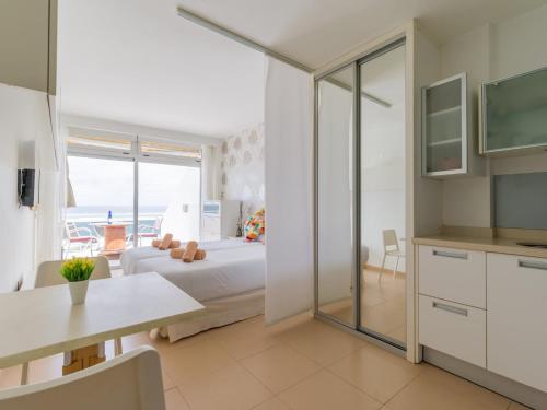 Beachfront Apartment in Las Palmas with Terrace