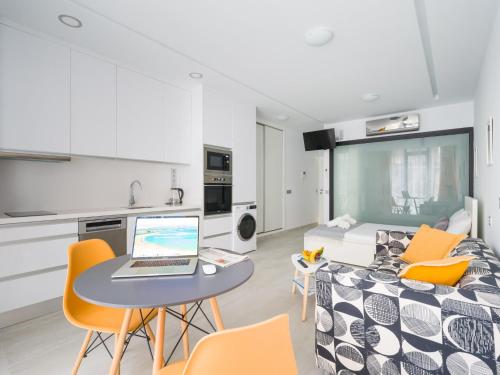 Apartment in Las Palmas near Playa de Las Canteras