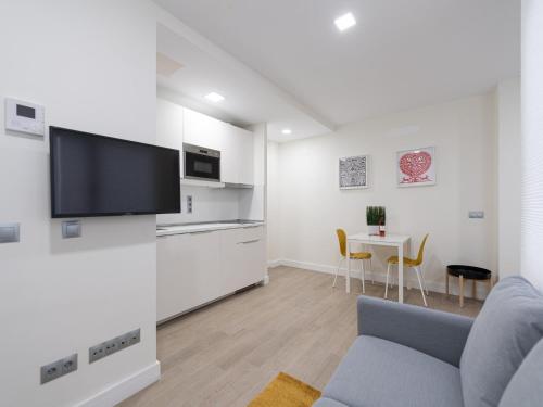 Apartment by Playa de Las Canteras Beach