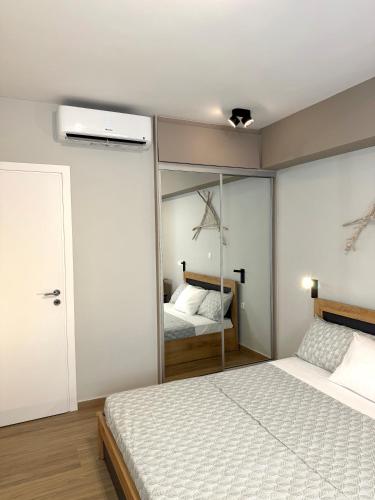 TAVROS suites