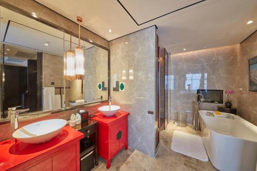 Koupelna v ubytování Guangzhou Baiyun Hotel