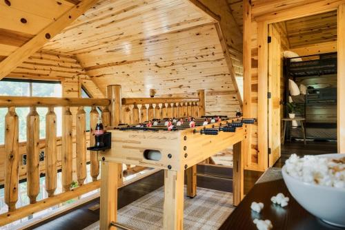 Smokies Sanctuary - Smoky Mtn A-Frame Hot Tub Mountain Views Firepit photo 49