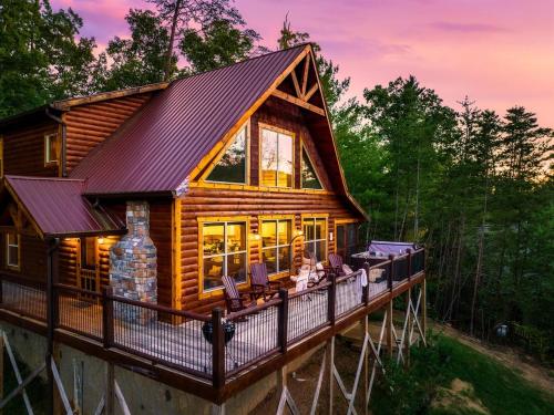 Smokies Sanctuary - Smoky Mtn A-Frame Hot Tub Mountain Views Firepit photo 82