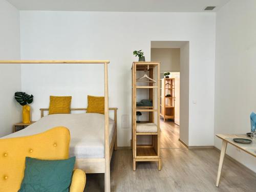 SERVUS HOMES - Metro Stadthalle - VIENNA CALLING